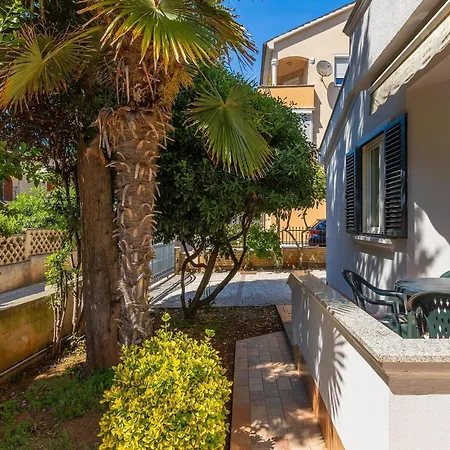 Σπίτι διακοπών Cozy In With Terrace *